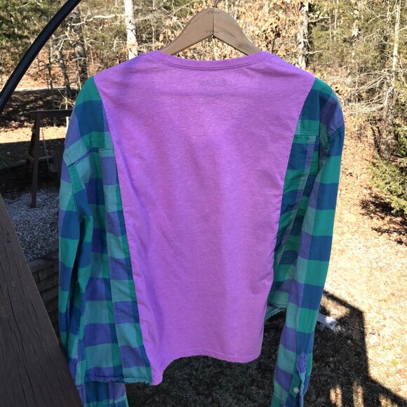 Upcycled Tee, Flannel Sleeves, Size M-L: Lake of the Ozarks Boating Graphic Top - Picture 5 of 8